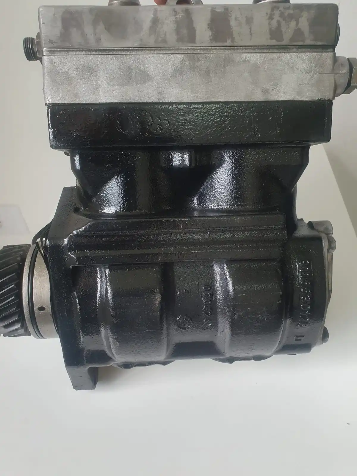 COMPRESSOR DE AR 2 PISTÕES